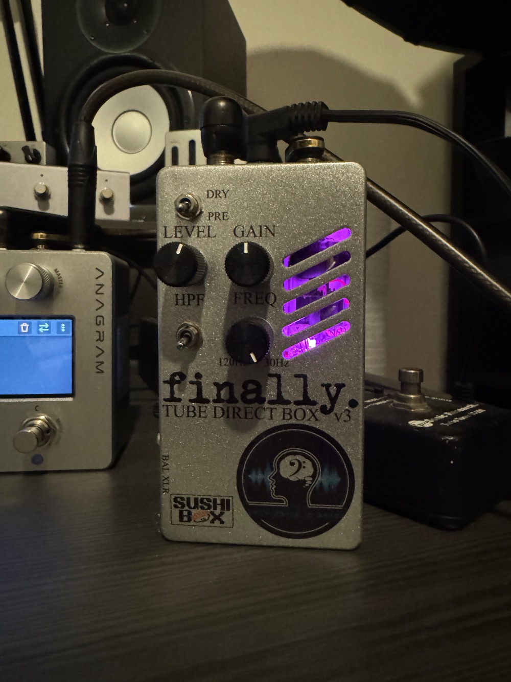 ベース SUSHI BOX finally TUBE DIRECT BOX v3 /DI Finally v3 – With Bass In Mind Edition – Sushi Box FX