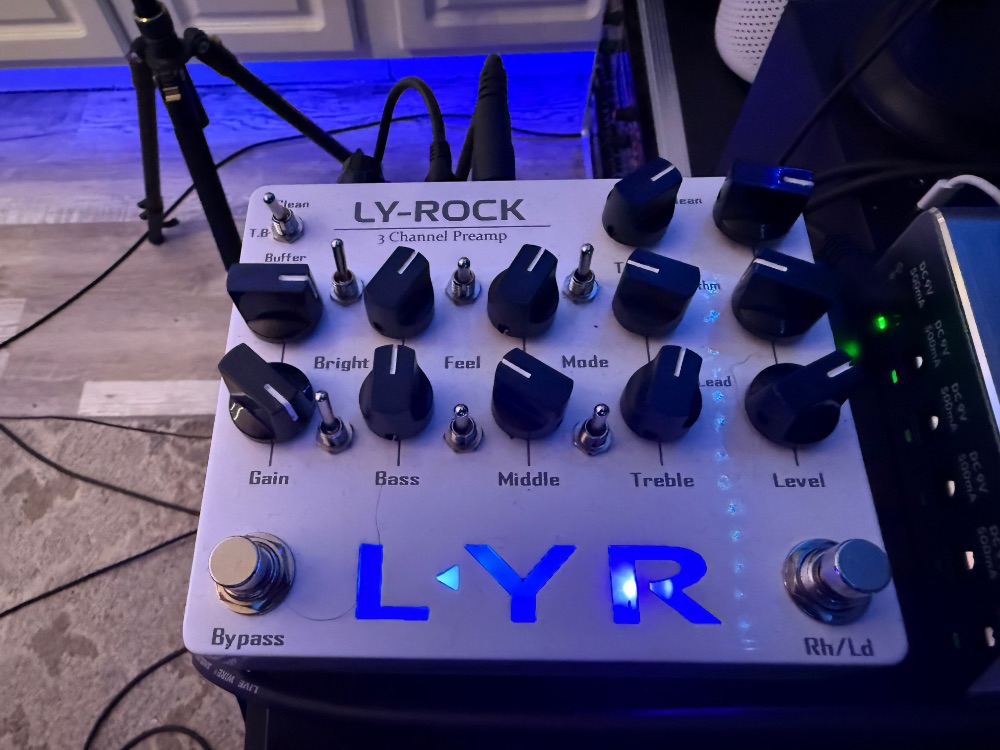 LYR Preamp Pedal w/ SD 805 Boost NAM Profiles by @obijuan