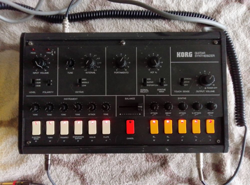 Korg X-911 guitar synthesizer – vintage analog mono synth with