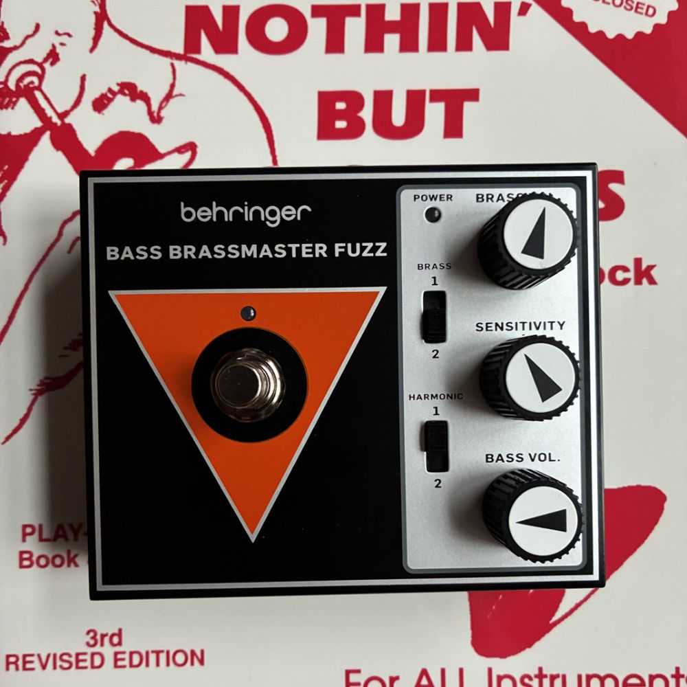 Behringer Bass Brassmaster Fuzz for guitar NAM Profiles by @ibodog
