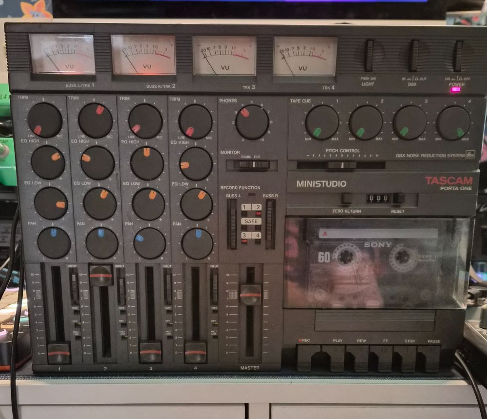 BOSS ACOUSTIC SIMULATOR AC-3 NAM Profiles by @neonradians