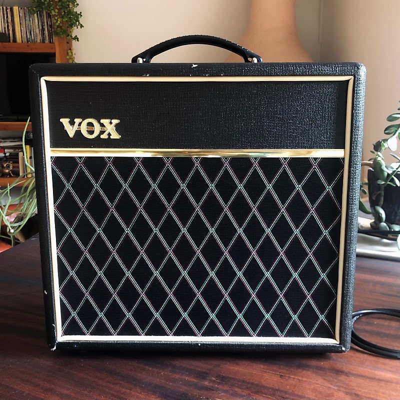 Vox Pathfinder 15 NAM Profiles by @franvelasco